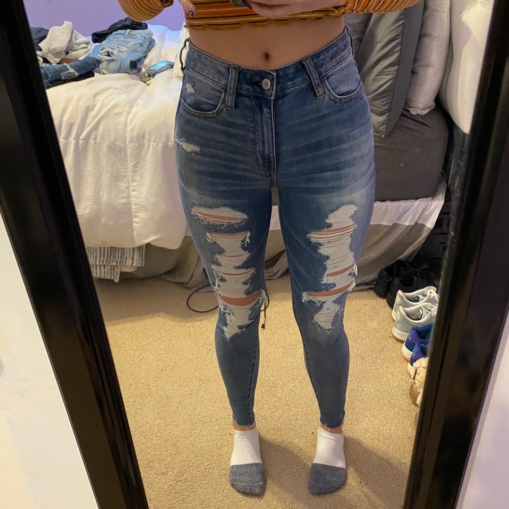 American Eagle Ripped Jeans
